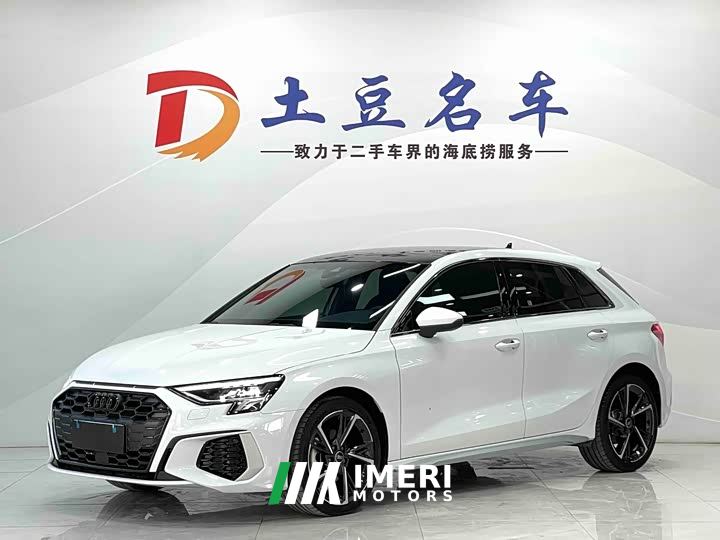 Audi A3 Sportback 35 TFSI Fashion Sport - автомобиль из Китая