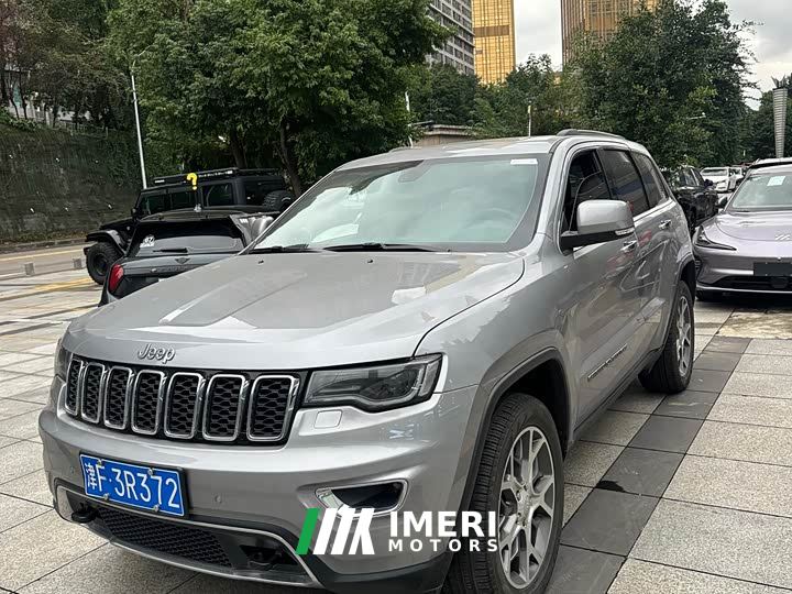 Jeep Grand Cherokee (Imported) 3.0L Elite Navigation Edition - автомобиль из Китая