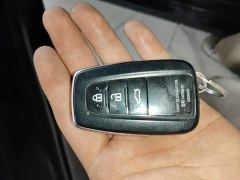 Toyota Camry Facelift 2.0E Leading Edition - photo 8