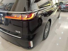Voyah Lantu Dreamchaser PHEV AWD Luxury Kunpeng Edition - фото 7