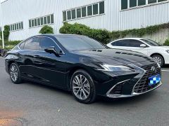 Lexus ES 300h Premium Edition - ფოტო 1