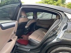 Lexus ES 300h Premium Edition - ფოტო 5