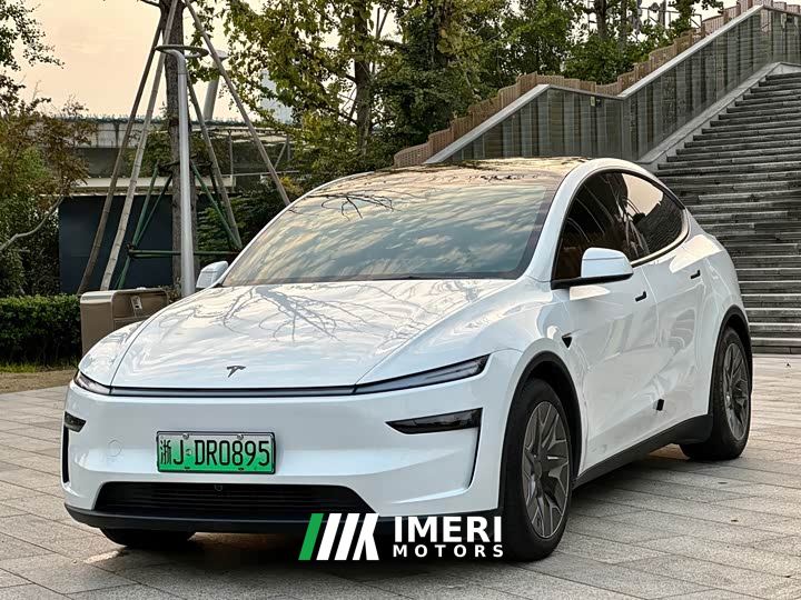 Tesla Model Y L Long Range All-Wheel Drive - ავტომობილი ჩინეთიდან