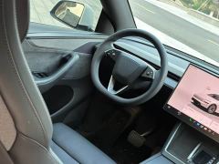 Tesla Model Y L Long Range All-Wheel Drive - ფოტო 14