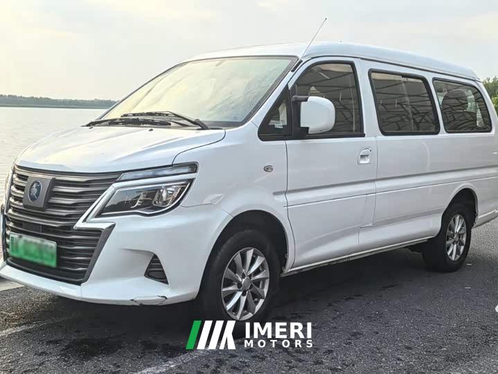 Dongfeng Lingzhi New Energy 410km Standard Base Edition 9-seater - car from China