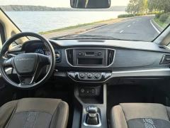 Dongfeng Lingzhi New Energy 410km Standard Base Edition 9-seater - photo 9