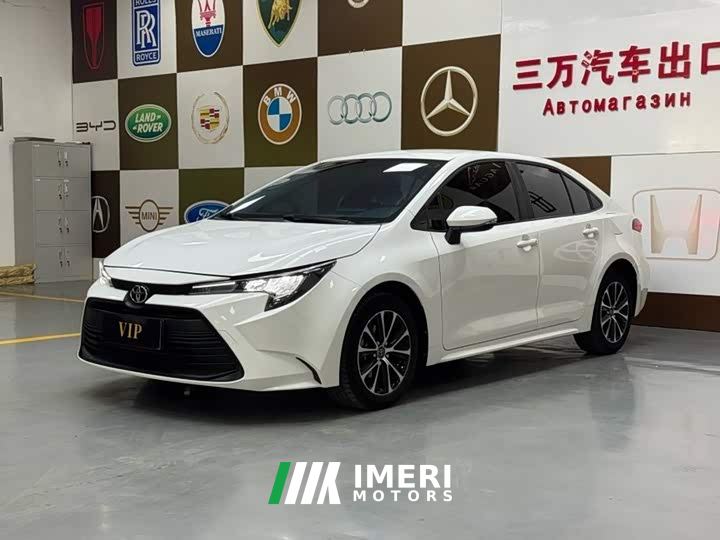 Toyota Corolla TNGA 1.5L CVT Base