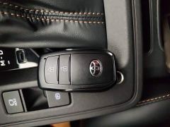 Toyota Frontlander 2.0L CVT Comfort Edition - photo 8