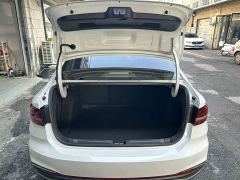 Volkswagen Lavida 1.5L Automatic Five Million Edition - ფოტო 14