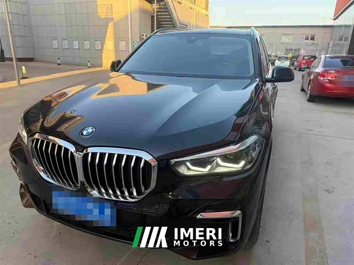 BMW X5 xDrive 30Li M Sport Package - автомобиль из Китая