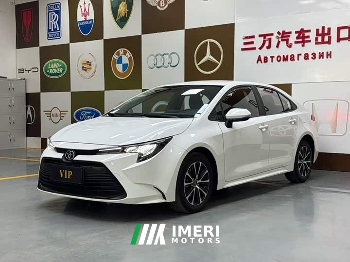 Toyota Corolla TNGA 1.5L CVT Base