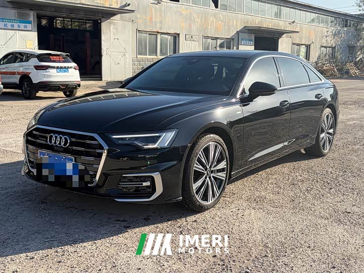Audi A6L 45 TFSI quattro Dynamic Luxury Edition - автомобиль из Китая