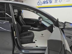 Tesla Model Y Rear-Wheel Drive - ფოტო 8