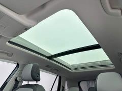 Volkswagen Taos 3 Million Units Select Edition 330TSI - фото 13