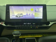 Toyota Sienna 2.5L Hybrid AWD Premium - photo 12