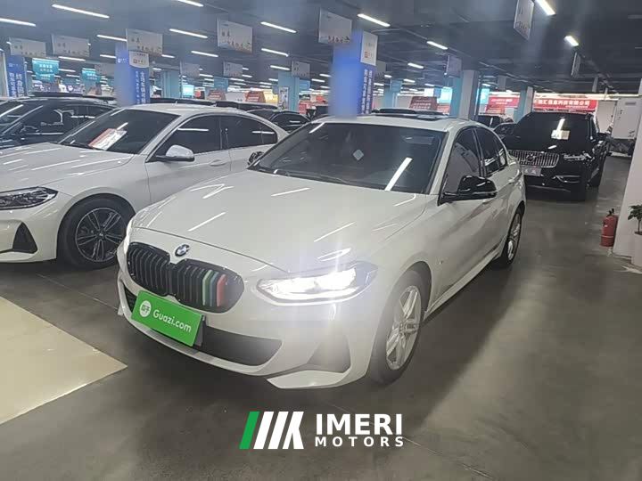 BMW 1 Series Facelift 120i M Sport Night Edition - car from China
