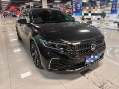 Volkswagen Passat Facelift 330TSI Starry Sky Luxury Edition - photo 2