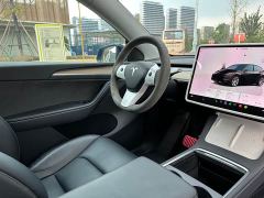 Tesla Model Y Rear-Wheel Drive - ფოტო 11