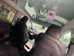 Tesla Model Y Rear-Wheel Drive - ფოტო 12