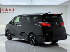 Toyota Alphard Hybrid 2.5L Premium Edition - ფოტო 12