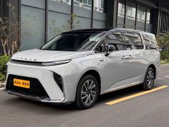MAXUS 9 Super Hybrid Long Range Forest Edition 7-seater - ფოტო 1