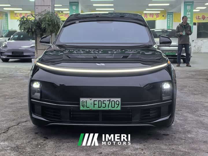Li Auto L8 Pro