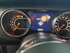 Jeep Wrangler Sahara - ფოტო 9