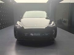 Tesla Model Y Rear-Wheel Drive - ფოტო 2