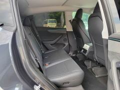 Tesla Model Y Long Range All-Wheel Drive - ფოტო 11