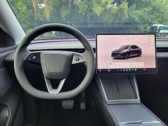 Tesla Model Y Long Range All-Wheel Drive - ფოტო 14