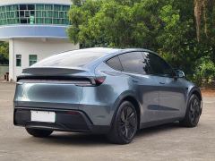 Tesla Model Y Long Range All-Wheel Drive - ფოტო 19