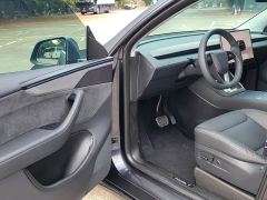 Tesla Model Y Long Range All-Wheel Drive - ფოტო 7