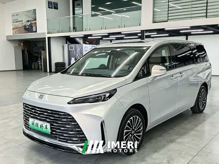 Buick GL8 New Energy Lusang Respect Edition - car from China