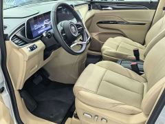 Buick GL8 New Energy Lusang Respect Edition - photo 8