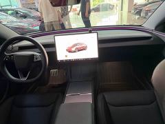 Tesla Model 3 Rear-Wheel Drive - photo 3