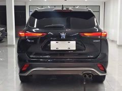 Toyota Crown Venza 2.5L HEV AWD Premium - ფოტო 8