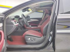 FAW Red Flag H5 PHEV 170 Super Hybrid Edition - фото 9