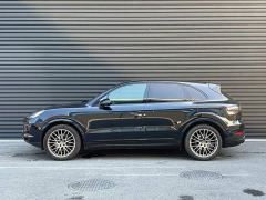 Porsche Cayenne 3.0T Platinum Edition - ფოტო 3