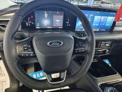 Ford Edge PLUS EcoBoost 245 FWD Platinum Sharp 5-Seater - фото 15
