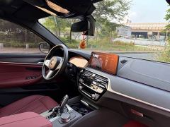 BMW 5 Series 530Li Premier M Sport Package - photo 10
