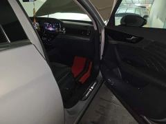 FAW Red Flag HS5 Facelift 2.0T Smart Connected Premium Edition - фото 19