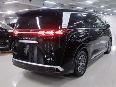 Denza D9 Gen 2 EV RWD Flash Charge Luxury Edition - ფოტო 11