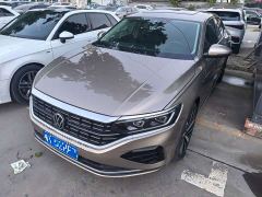 Volkswagen Passat 330TSI Luxury - фото 1
