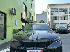 BMW 5 Series 530Li Luxury M Sport Package - ფოტო 2