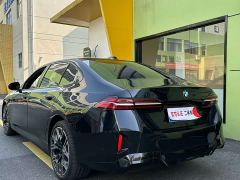 BMW 5 Series 530Li Luxury M Sport Package - ფოტო 7