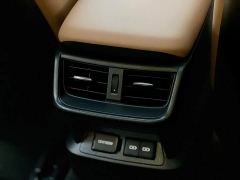 Lexus ES 200 Premium Edition - фото 11