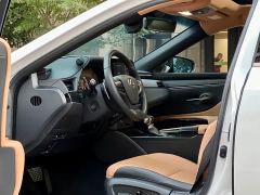 Lexus ES 200 Premium Edition - фото 4