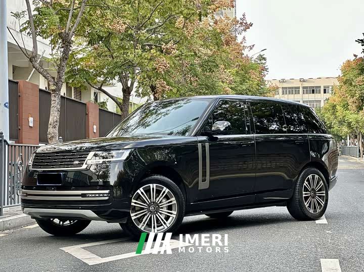 Land Rover Range Rover 3.0 L6 400PS Extended Wheelbase 7-Seater - автомобиль из Китая