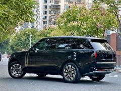 Land Rover Range Rover 3.0 L6 400PS Extended Wheelbase 7-Seater - фото 10