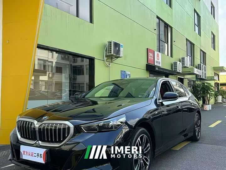 BMW 5 Series 525Li M Sport Package - автомобиль из Китая